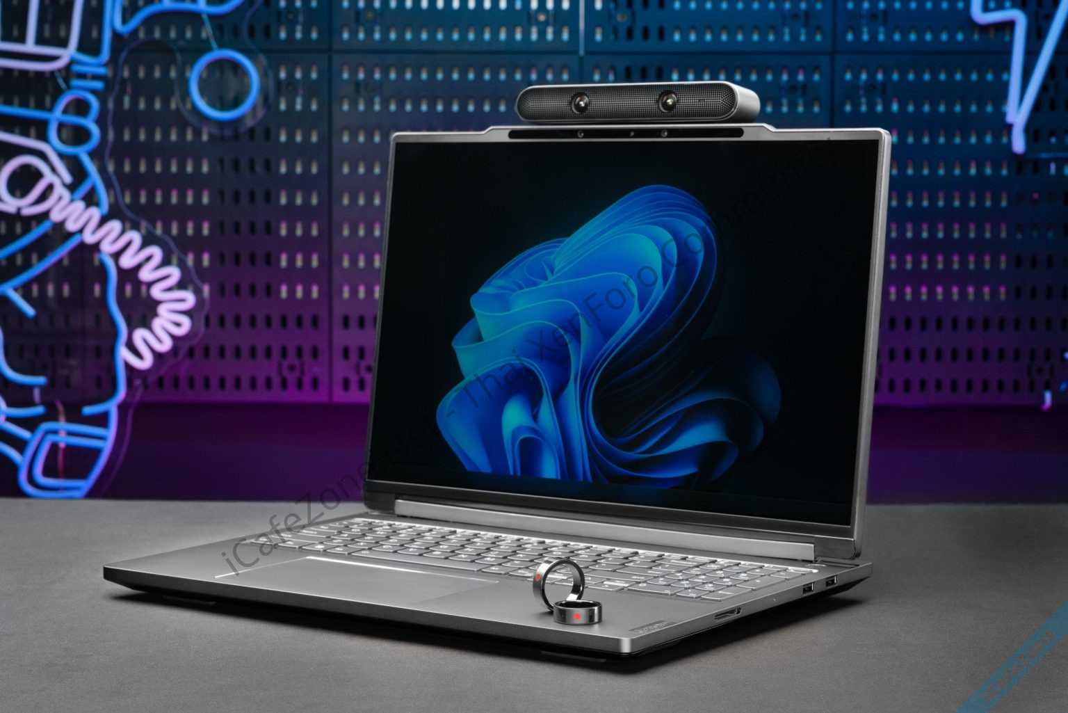 Lenovo เปิดตัวสินค้า Concept ThinkBook ขยายจอในแนวตั้ง Yoga PC พลังงานแสงอาทิตย์ และ ThinkBoo...jpg