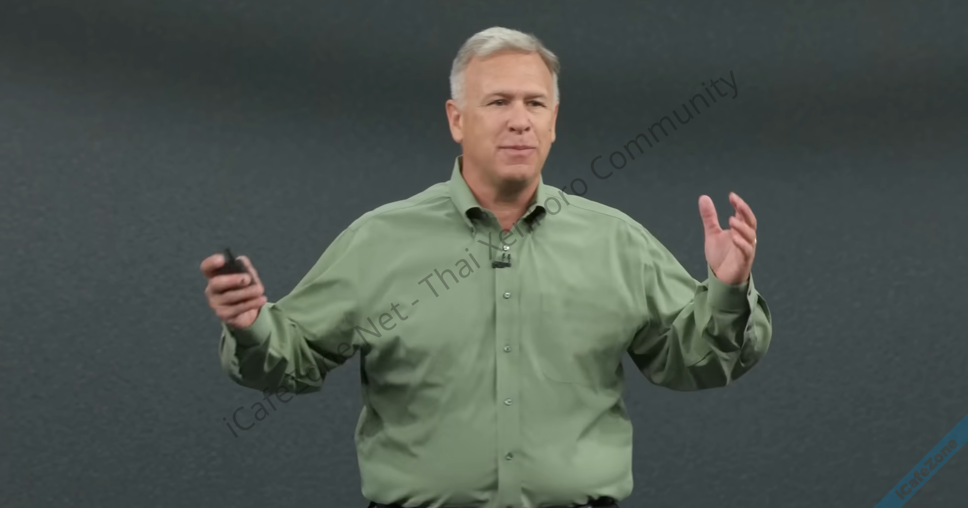 Phil Schiller บอกไม่เห็นด้วยที่ Apple ยังตามเก็บค่าธรรมเนียมนักพัฒนา 27 หากจ่ายเงินนอกระบบ InA...png