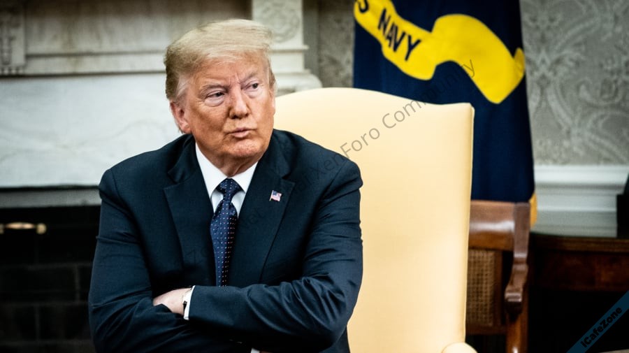 Trump บอก Tim Cook สัญญาจะปิดโรงงานของ Apple ในเม็กซิโก 2 แห่ง ย้ายการผลิตมาสหรัฐ-1.jpg