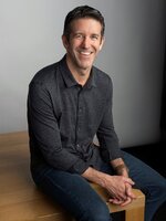 Apple แต่งตั้ง John Ternus เป็นซีอีโอคนถัดไป มีผล 1 กันยายนนี้ Tim Cook ไปเป็นประธานบอร์ด-1.jpg